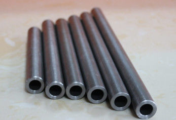 Nahtlose Stahlrohre ASTM A106 für Öl und Gasleitung 13,7 bis 1016mm